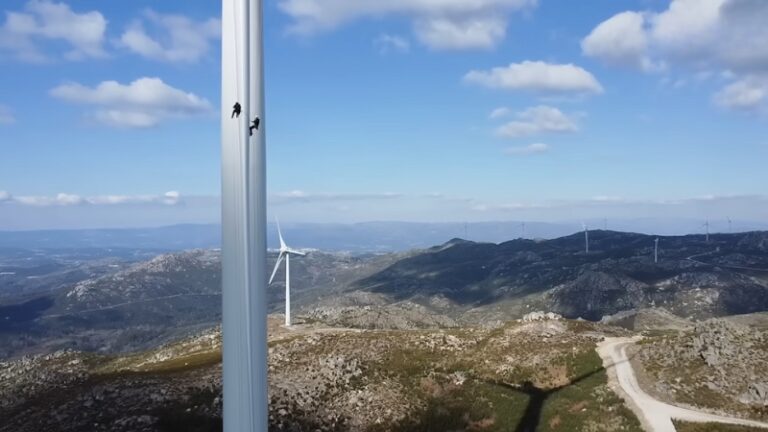 wind-turbine-technician-pay-in-the-us-entry-level-to-experienced